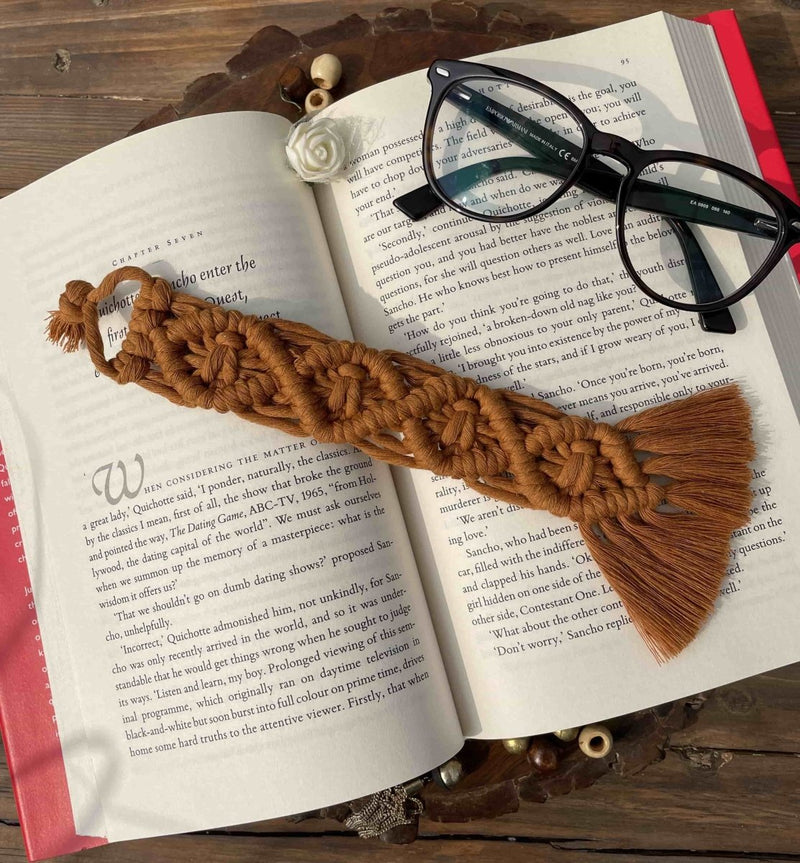 Buy Macrame Bookmark | Shop Verified Sustainable Bookmarks on Brown Living™