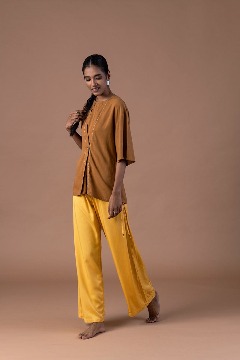 Buy Onir Viscose Fabric Pleated Pants | Shop Verified Sustainable Womens Trouser on Brown Living™