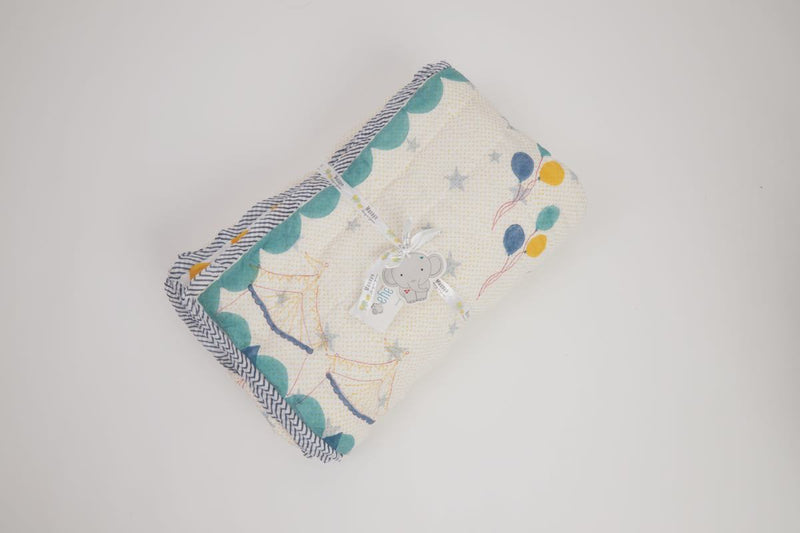 Buy Quilt - I Am Going To The Circus - Teal | Shop Verified Sustainable Bed Linens on Brown Living™