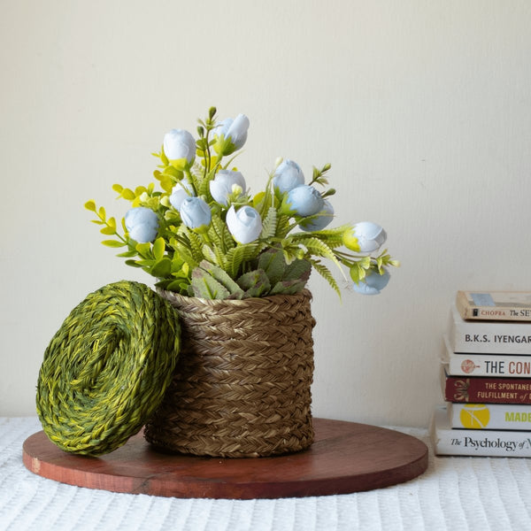 Buy Sabai grass storage box with lid | Shop Verified Sustainable Baskets & Boxes on Brown Living™